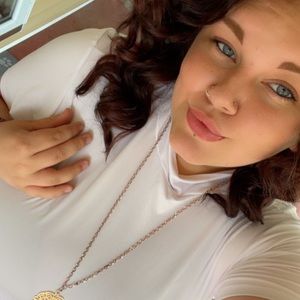 Meet your Posher, Sandi